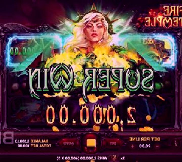 Lucrezia Reveal online slot