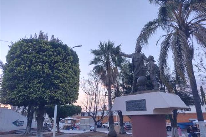 Mega Cash Collect: Queen of the Pyramids slot game