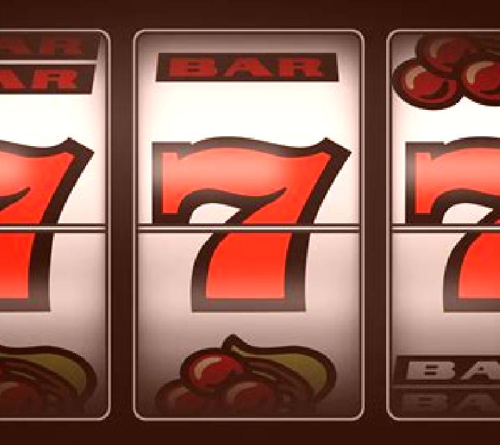 Treasure Case online slot